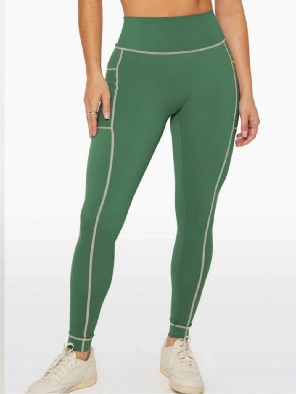 SET Active Forest Green High-Waist Leggings with Cream Contrast Seams